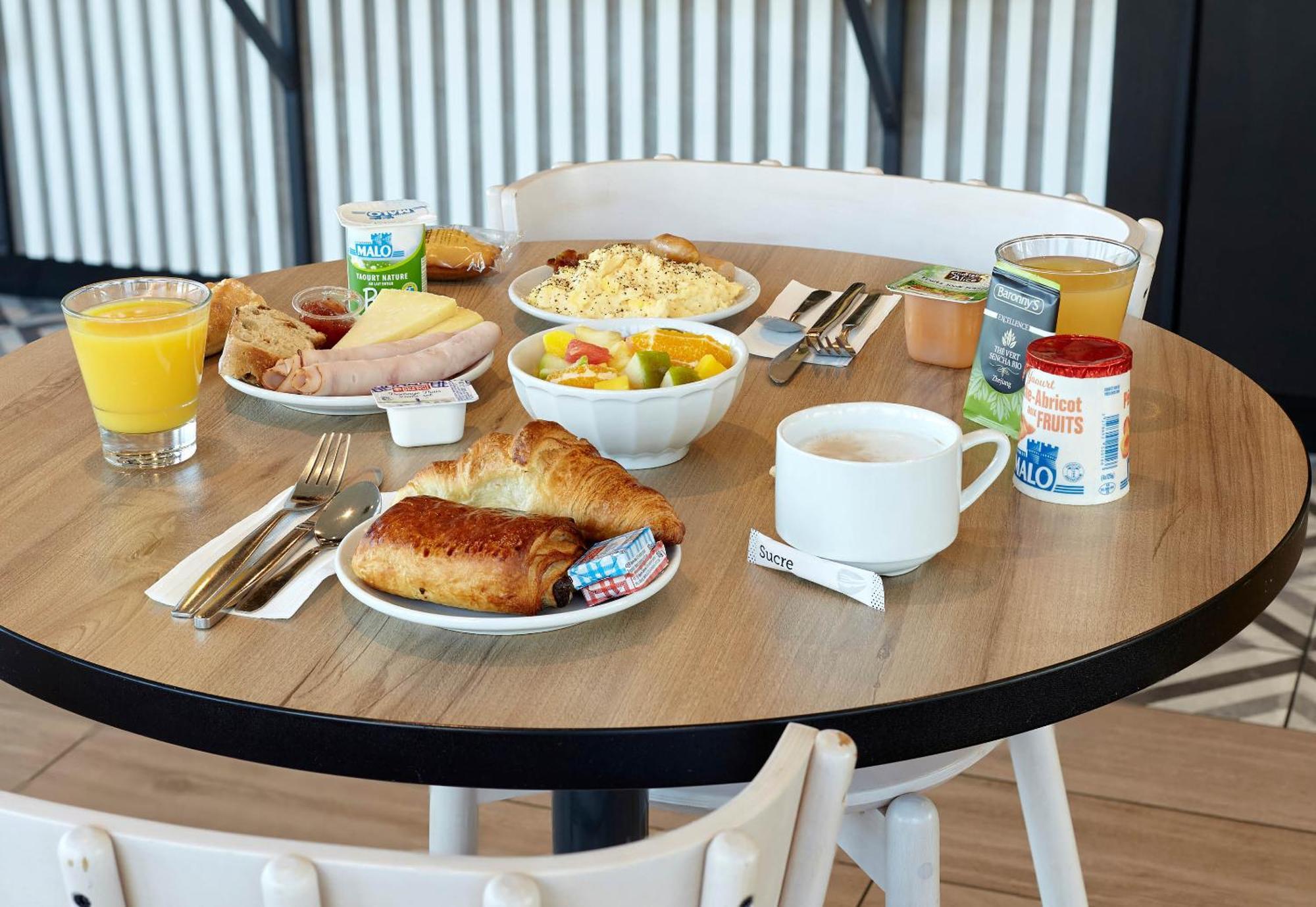 B&B Hotel Igny Palaiseau Εξωτερικό φωτογραφία